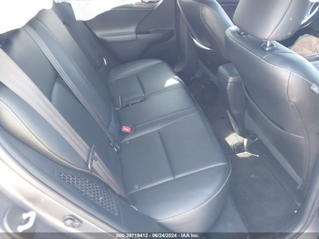Lexus CT 200H 2015 JTHKD5BH4F2245554 Image 8