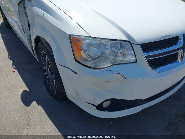 Dodge Grand Caravan Sxt 2017 2C4RDGCG7HR562024 Image 6