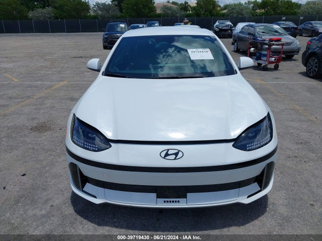Hyundai Ioniq 6 Sel 2023 KMHM34AAXPA033577 Image 13