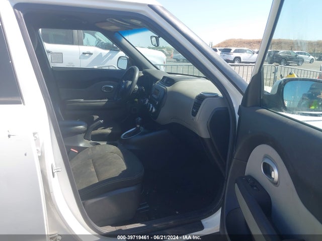 KIA SOUL + 2015 KNDJP3A50F7796373 Image 5
