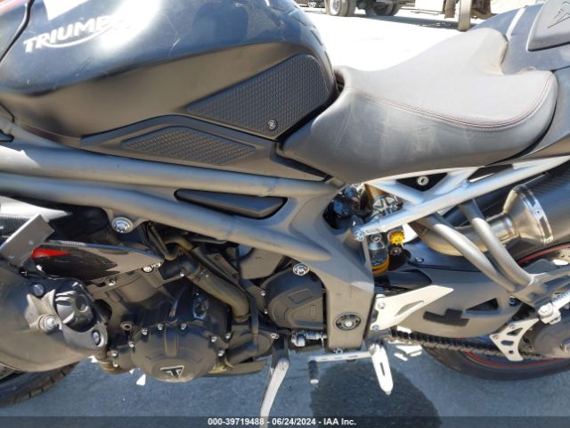 2019 TRIUMPH MOTORCYCLE SPEED TRIPLE SMTN53P42KJ900883 Photo 8