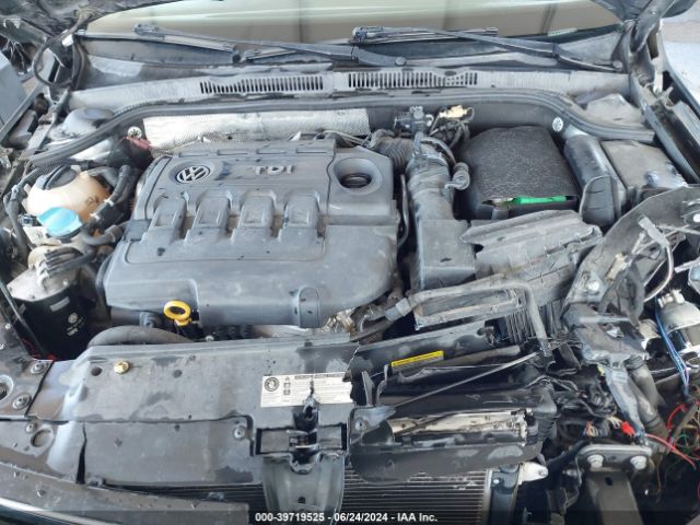 3VWLA7AJ9FM329177 Volkswagen Jetta 2.0l Tdi S