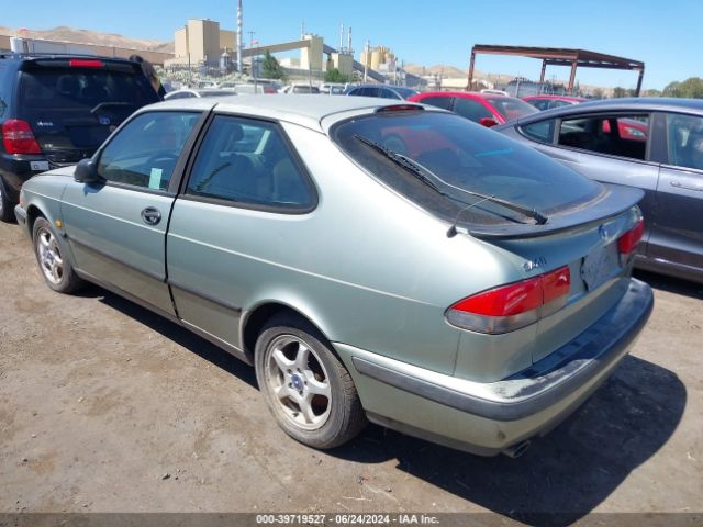 2000 SAAB 9-3 YS3DD38H5Y2028290 Photo 2