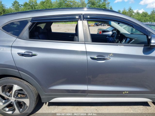 KM8J3CA26JU674155 Hyundai Tucson Limited