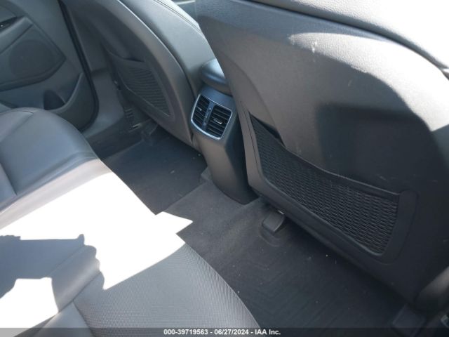 KM8J3CA26JU674155 Hyundai Tucson Limited