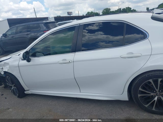Toyota CAMRY SE 2018 JTNB11HK6J3031380 Image 14