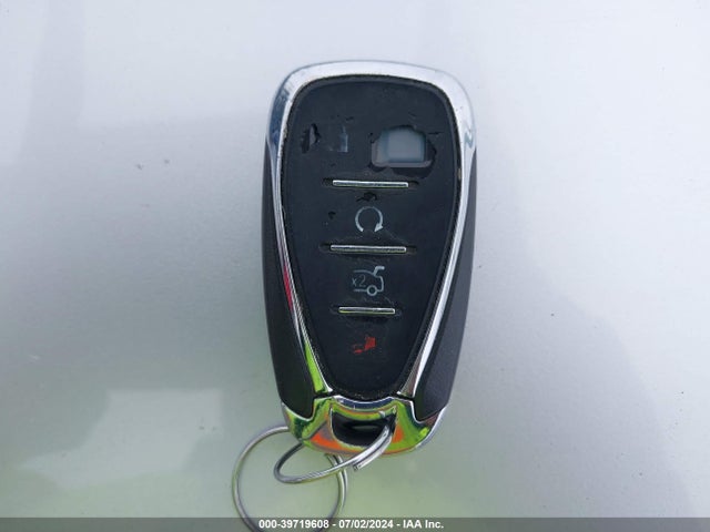 1G1ZD5ST5KF153000 Chevrolet MALIBU LT
