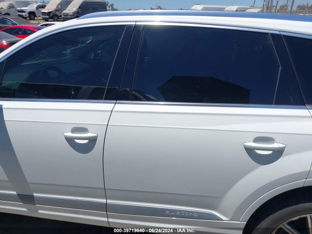 Audi Q7 3.0t Premium 2018 WA1LABF74JD017964 Image 14