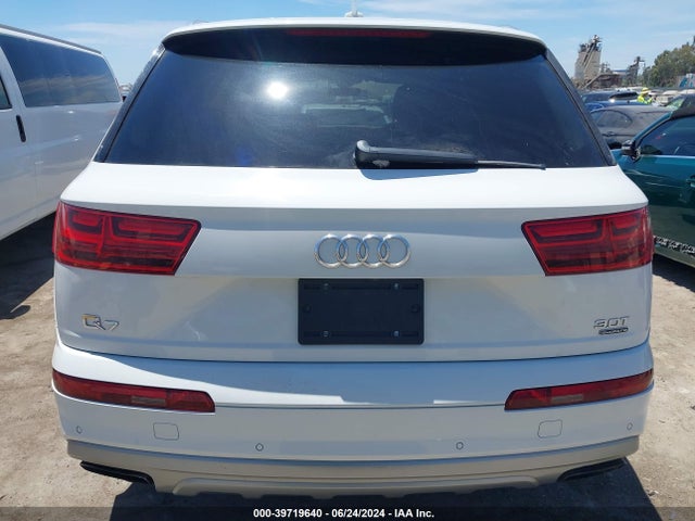 Audi Q7 3.0t Premium 2018 WA1LABF74JD017964 Image 16