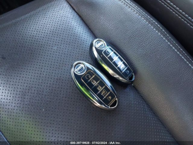 5N1AZ2MGXFN210559 Nissan Murano Platinum