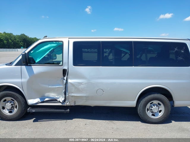 Chevrolet Express 2500 Ls 2019 1GAWGEFP2K1362683 Image 14