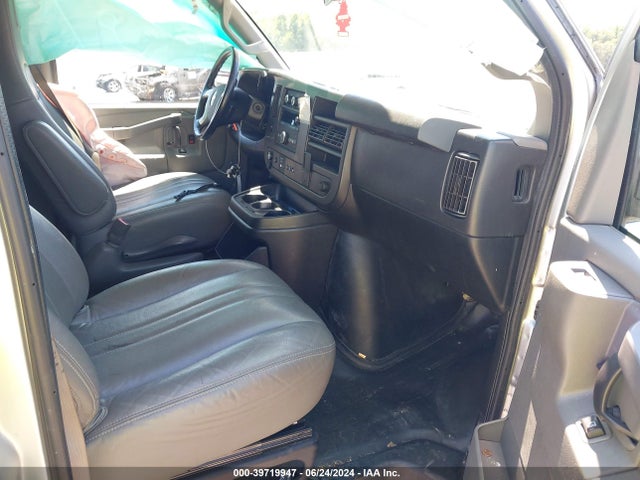 Chevrolet Express 2500 Ls 2019 1GAWGEFP2K1362683 Image 5