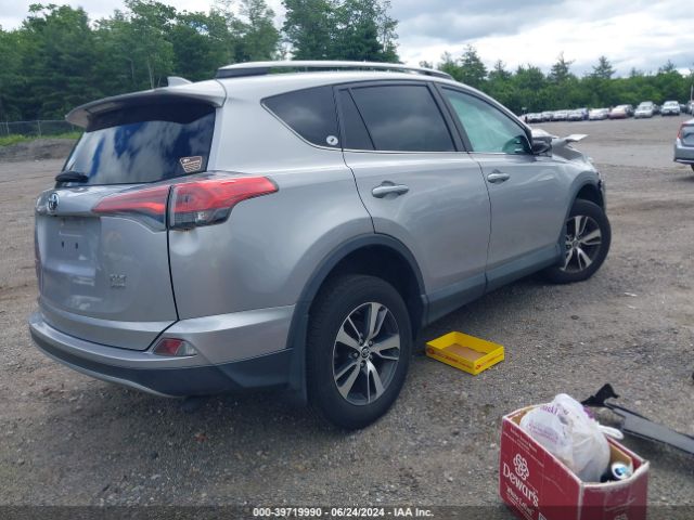 2T3RFREV5HW613382 Toyota Rav4 Xle