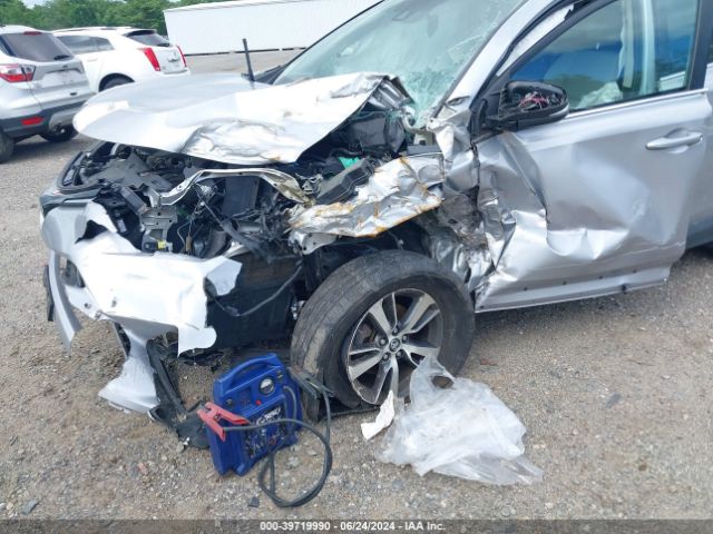 2T3RFREV5HW613382 Toyota Rav4 Xle