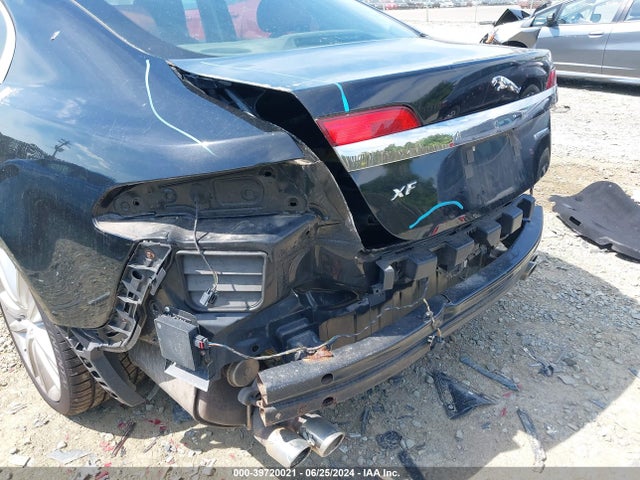 2010 JAGUAR XF SAJWA0HE7AMR61794 Photo 5