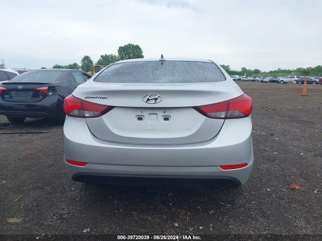 Hyundai ELANTRA SE 2015 5NPDH4AE0FH602081 Image 16