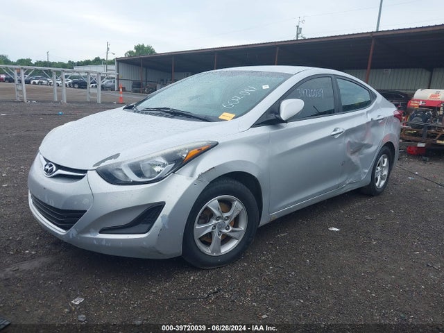 Hyundai ELANTRA SE 2015 5NPDH4AE0FH602081 Image 2
