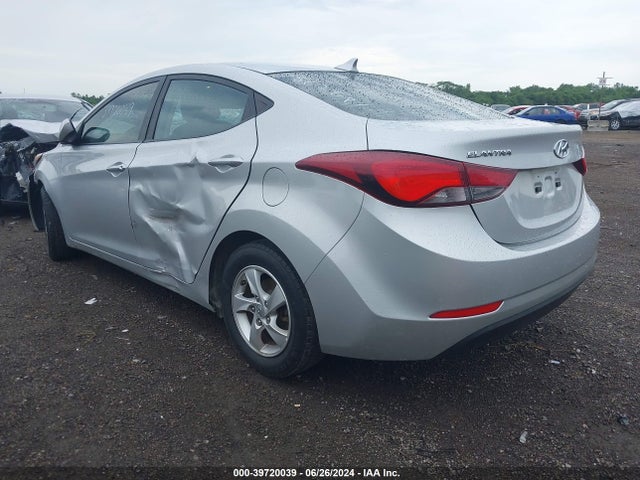 Hyundai ELANTRA SE 2015 5NPDH4AE0FH602081 Image 3