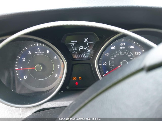 Hyundai ELANTRA SE 2015 5NPDH4AE0FH602081 Image 7