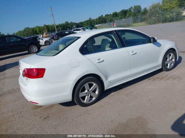 3VW3L7AJ3EM443930 Volkswagen Jetta 2.0l Tdi