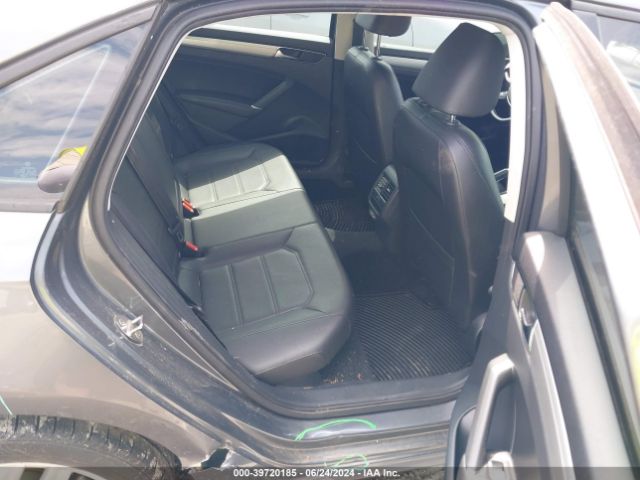 1VWLA7A38KC008941 Volkswagen Passat 2.0t Wolfsburg Edition