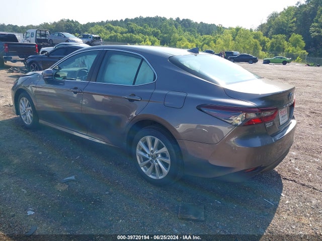 Toyota CAMRY LE 2024 4T1R11AK6RU863218 Image 3