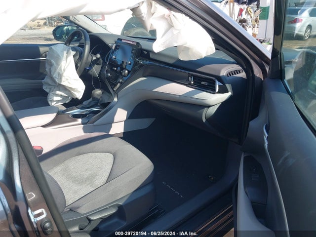 Toyota CAMRY LE 2024 4T1R11AK6RU863218 Image 5