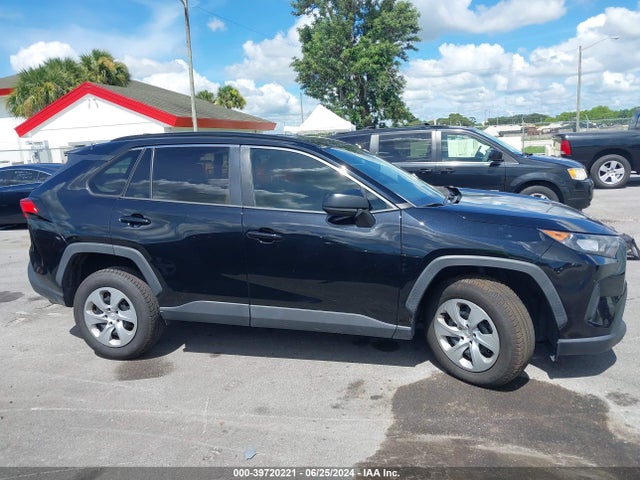Toyota RAV4 LE 2020 2T3H1RFV9LC042594 Image 13
