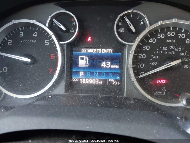 5TFBW5F13FX479602 Toyota Tundra Limited 5.7l V8