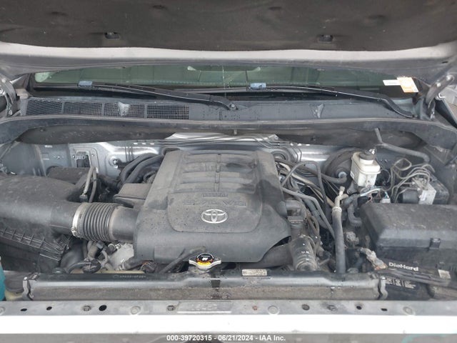 5TFHW5F13FX438204 Toyota Tundra Limited 5.7l V8