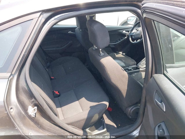 Ford FOCUS SE 2015 1FADP3F22FL237920 Image 27