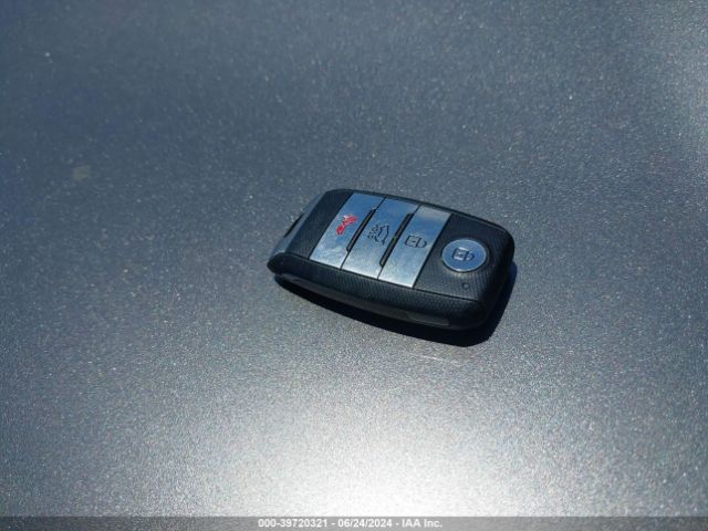 5XYPKDA10GG049064 KIA Sorento 2.0t Sxl