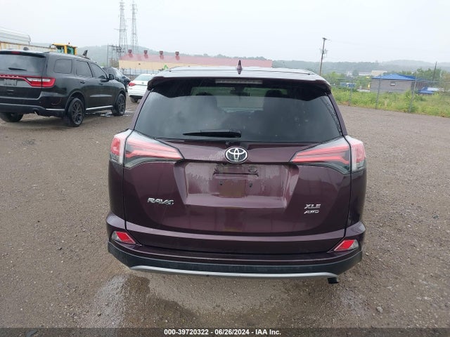Toyota Rav4 Xle 2018 2T3RFREV3JW800898 Image 17