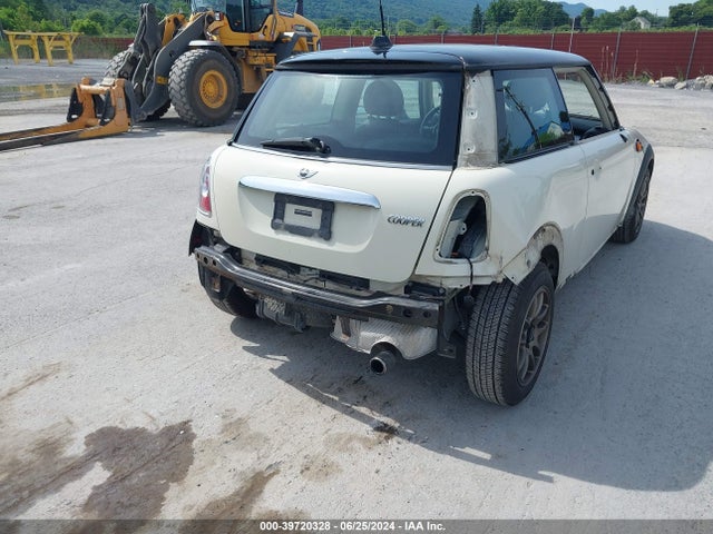 2012 MINI COOPER WMWSU3C55CT261307 Photo 5