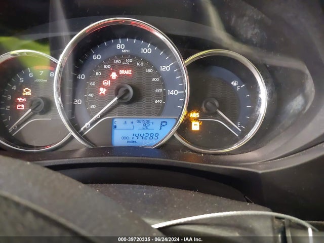 Toyota COROLLA LE 2015 5YFBURHE8FP278970 Image 15