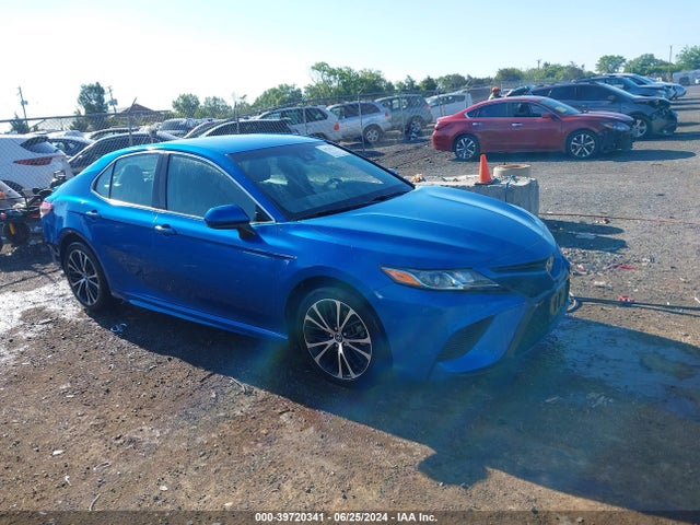 Toyota CAMRY SE 2018 4T1B11HK3JU138476 main image