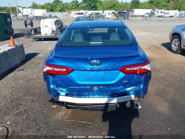 Toyota CAMRY SE 2018 4T1B11HK3JU138476 Image 16