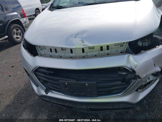 KL7CJPSBXJB507511 Chevrolet Trax Lt