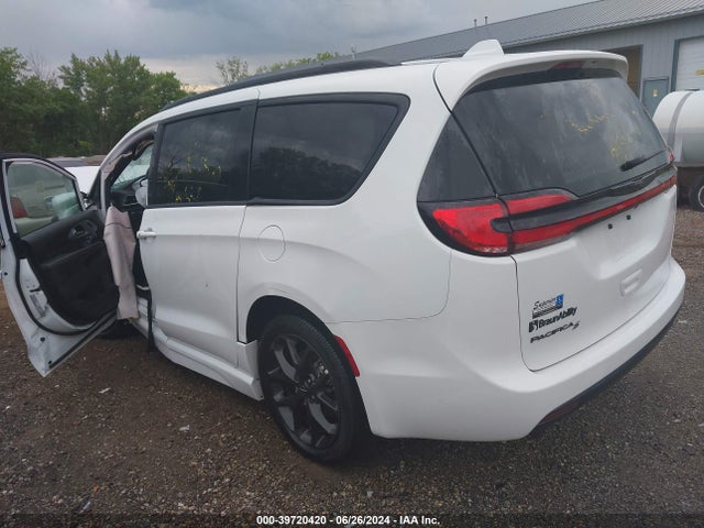 Chrysler Pacifica Touring L 2022 2C4RC1BG8NR183207 Image 3