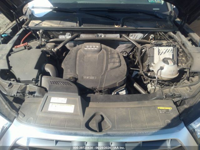 WA1BNAFY8J2201304 Audi Q5 2.0t Premium/2.0t Tech Premium
