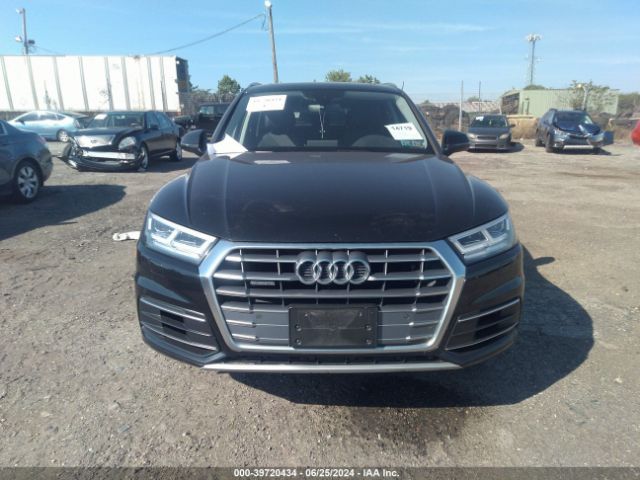 WA1BNAFY8J2201304 Audi Q5 2.0t Premium/2.0t Tech Premium
