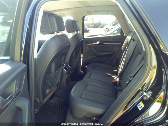 WA1BNAFY8J2201304 Audi Q5 2.0t Premium/2.0t Tech Premium