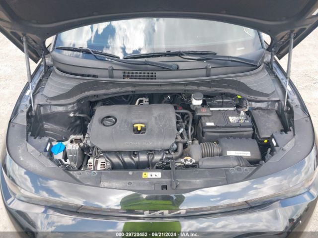 KNDJ23AU2P7857388 KIA SOUL LX