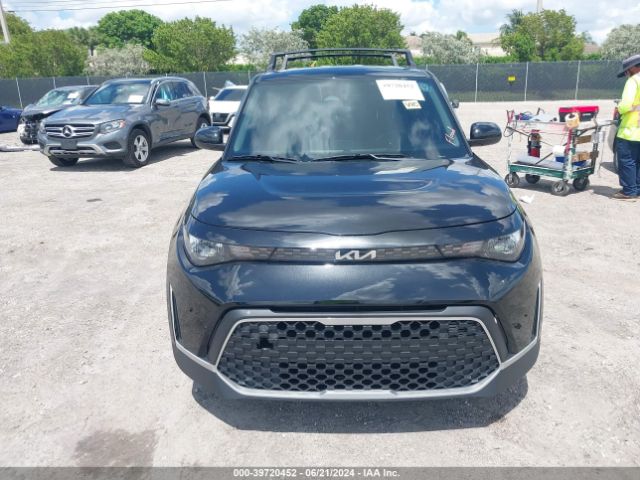 KNDJ23AU2P7857388 KIA SOUL LX