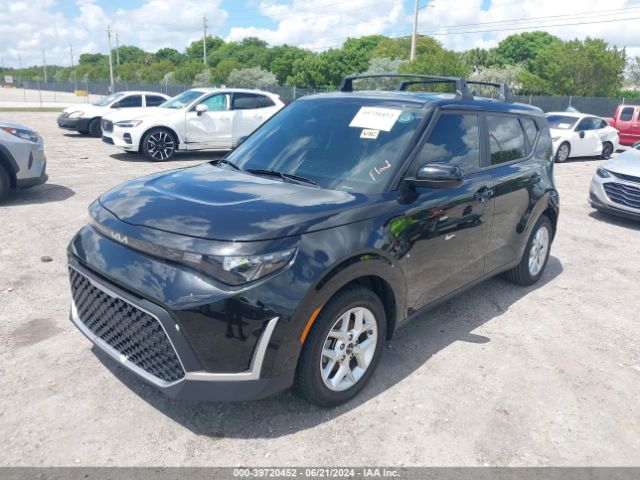 KNDJ23AU2P7857388 KIA SOUL LX