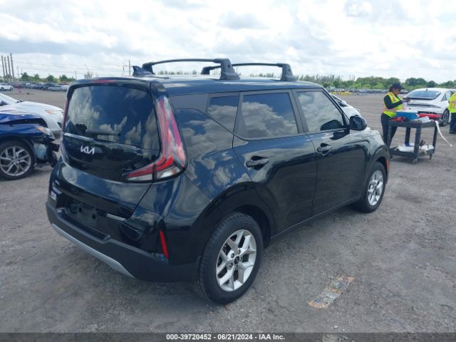 KNDJ23AU2P7857388 KIA SOUL LX