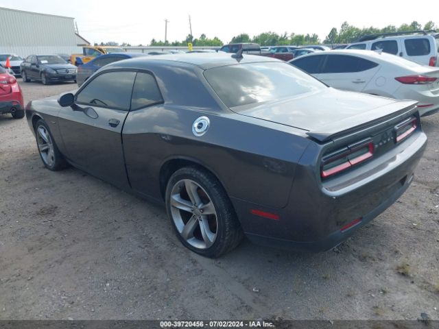 2C3CDZAT6FH733788 Dodge Challenger R/t
