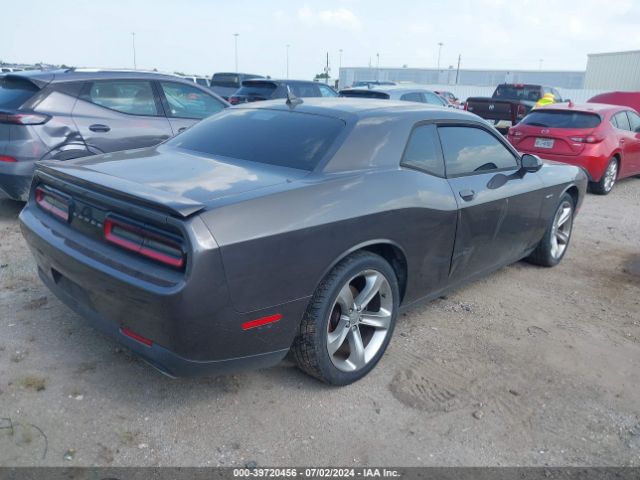 2C3CDZAT6FH733788 Dodge Challenger R/t