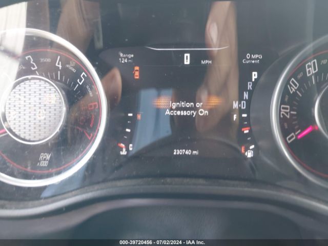 2C3CDZAT6FH733788 Dodge Challenger R/t