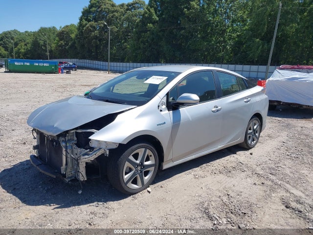 Toyota Prius Three Touring 2017 JTDKARFU5H3045272 Image 2